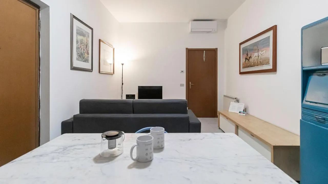 Italianway - Cesare Da Sesto 20 B Apartamento Milão 0*,